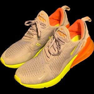 NIKE | Air Max 270 Size 10